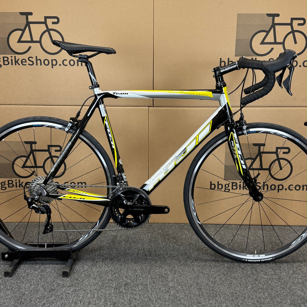 Used Fuji Team, 11-speed Shimano 105, Carbon Fiber Road Bike-2007