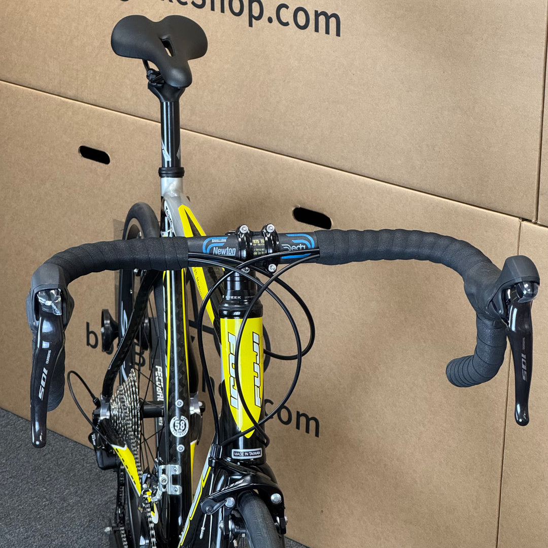 Used Fuji Team, 11-speed Shimano 105, Carbon Fiber Road Bike-2007, 58cm