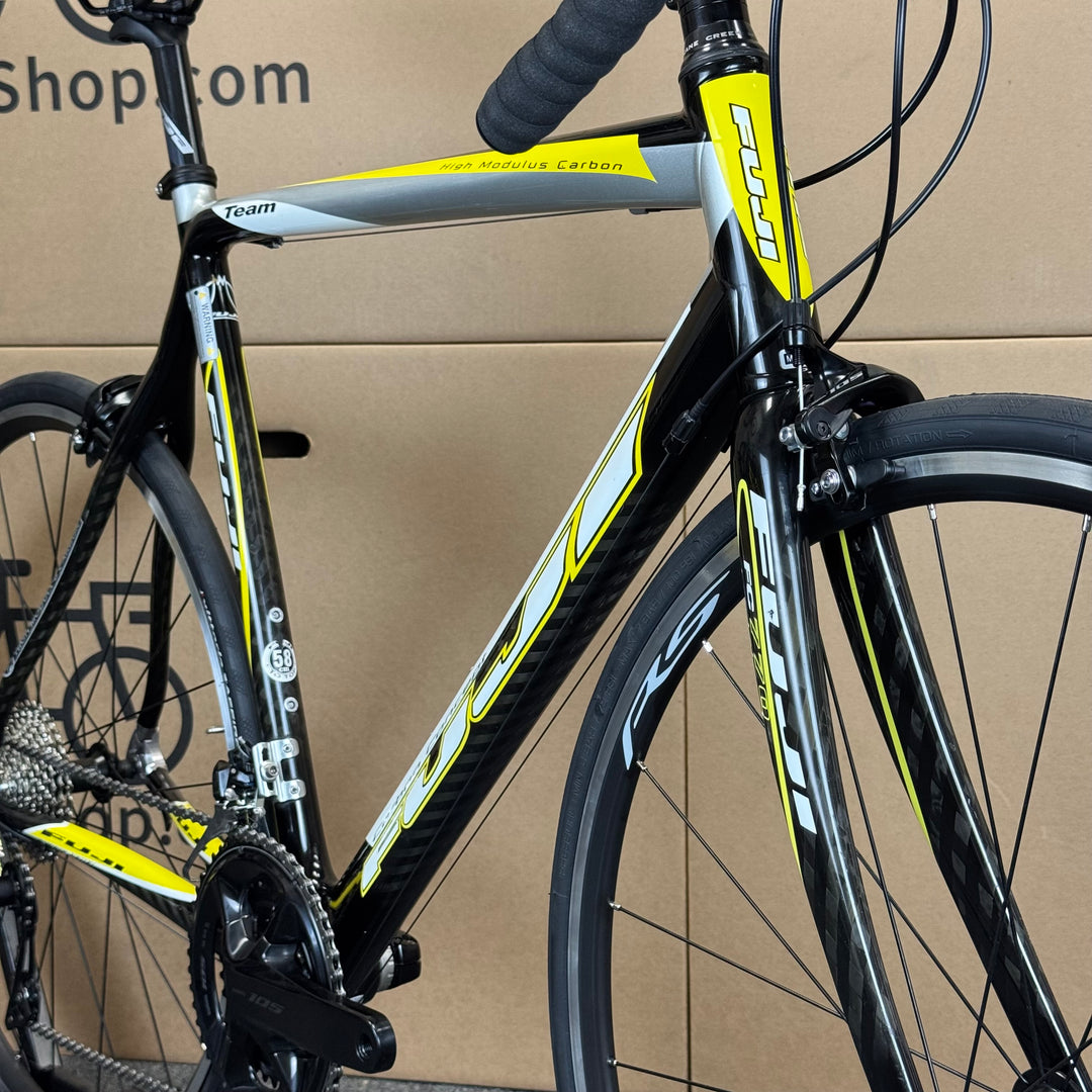 Used Fuji Team, 11-speed Shimano 105, Carbon Fiber Road Bike-2007, 58cm