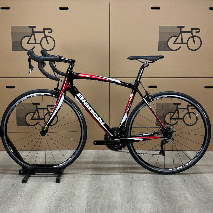 Used Bianchi Vertigo, Carbon Fiber Road Bike, Shimano 105 11-Speed, 54cm