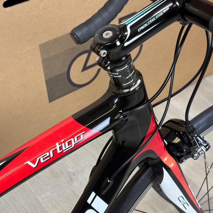 Used Bianchi Vertigo, Carbon Fiber Road Bike, Shimano 105 11-Speed, 54cm