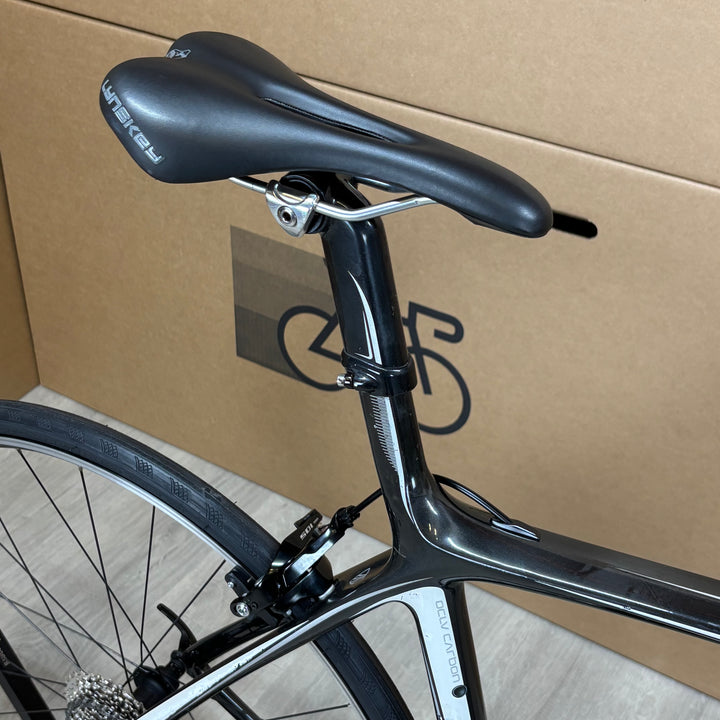 Used Trek Madone 5.2, 11-speed Shimano 105, Carbon Road Bike-2008, 56cm