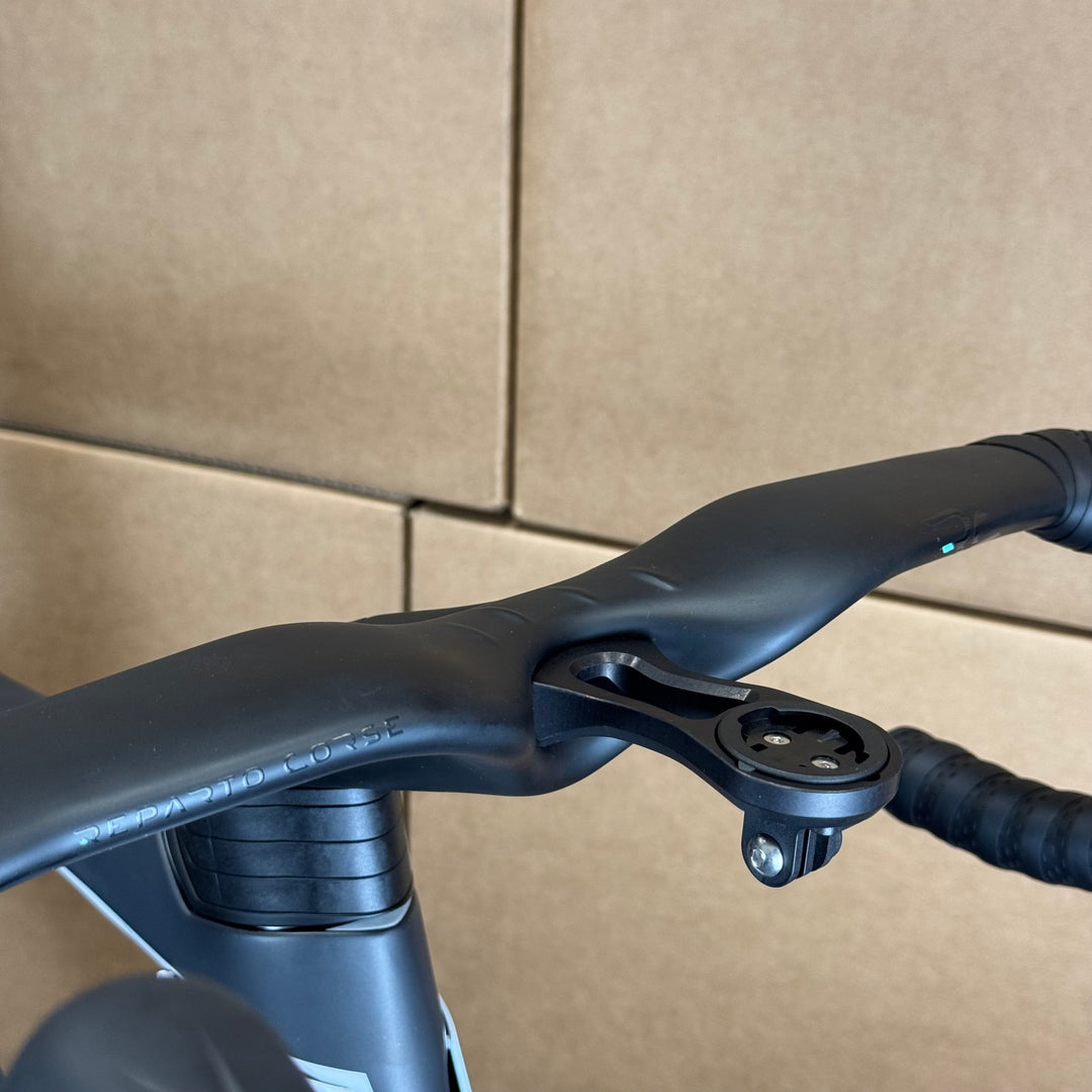 New Bianchi Oltre Pro, Dura-Ace Di2 R9200, Carbon Road Bike-2024, 59cm (58cm)