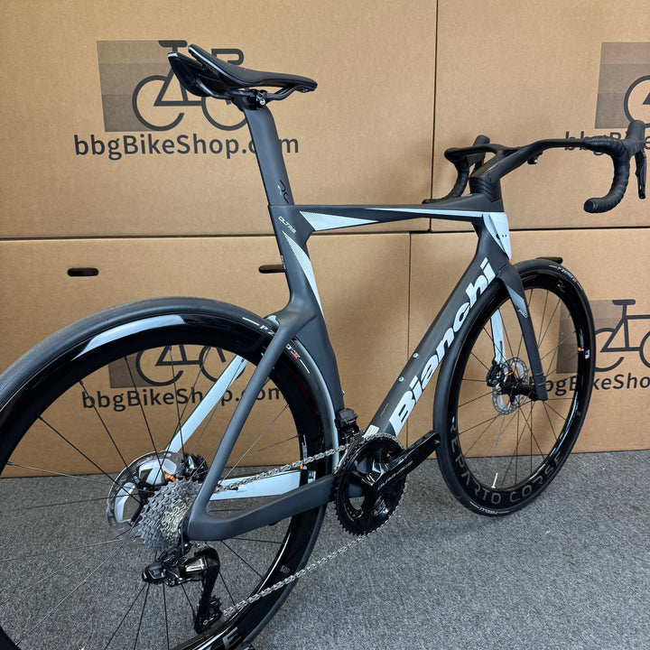 New Bianchi Oltre Pro, Dura-Ace Di2 R9200, Carbon Road Bike-2024, 59cm (58cm)