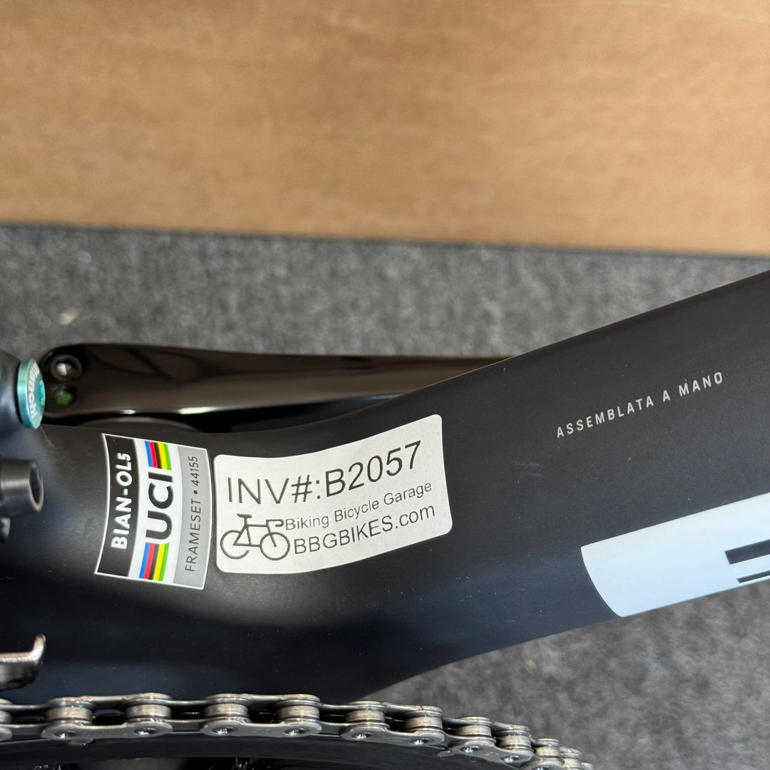 New Bianchi Oltre Pro, Dura-Ace Di2 R9200, Carbon Road Bike-2024, 59cm (58cm)