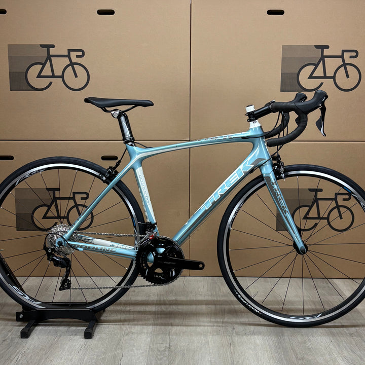 Used Trek Madone 5.5 WSD Women's Carbon Road Bike, Shimano 105 11-Speed, 54cm