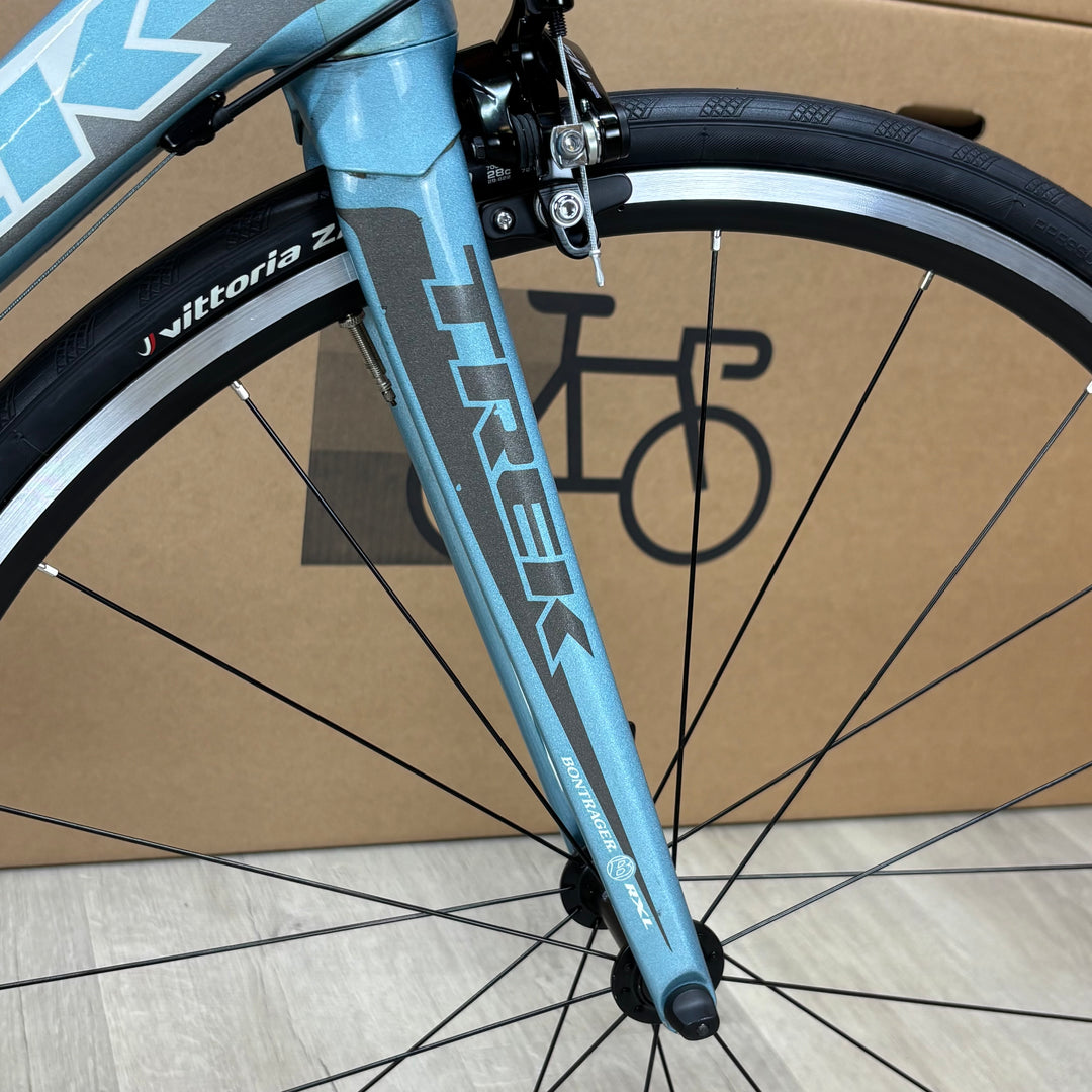 Used Trek Madone 5.5 WSD Women's Carbon Road Bike, Shimano 105 11-Speed, 54cm