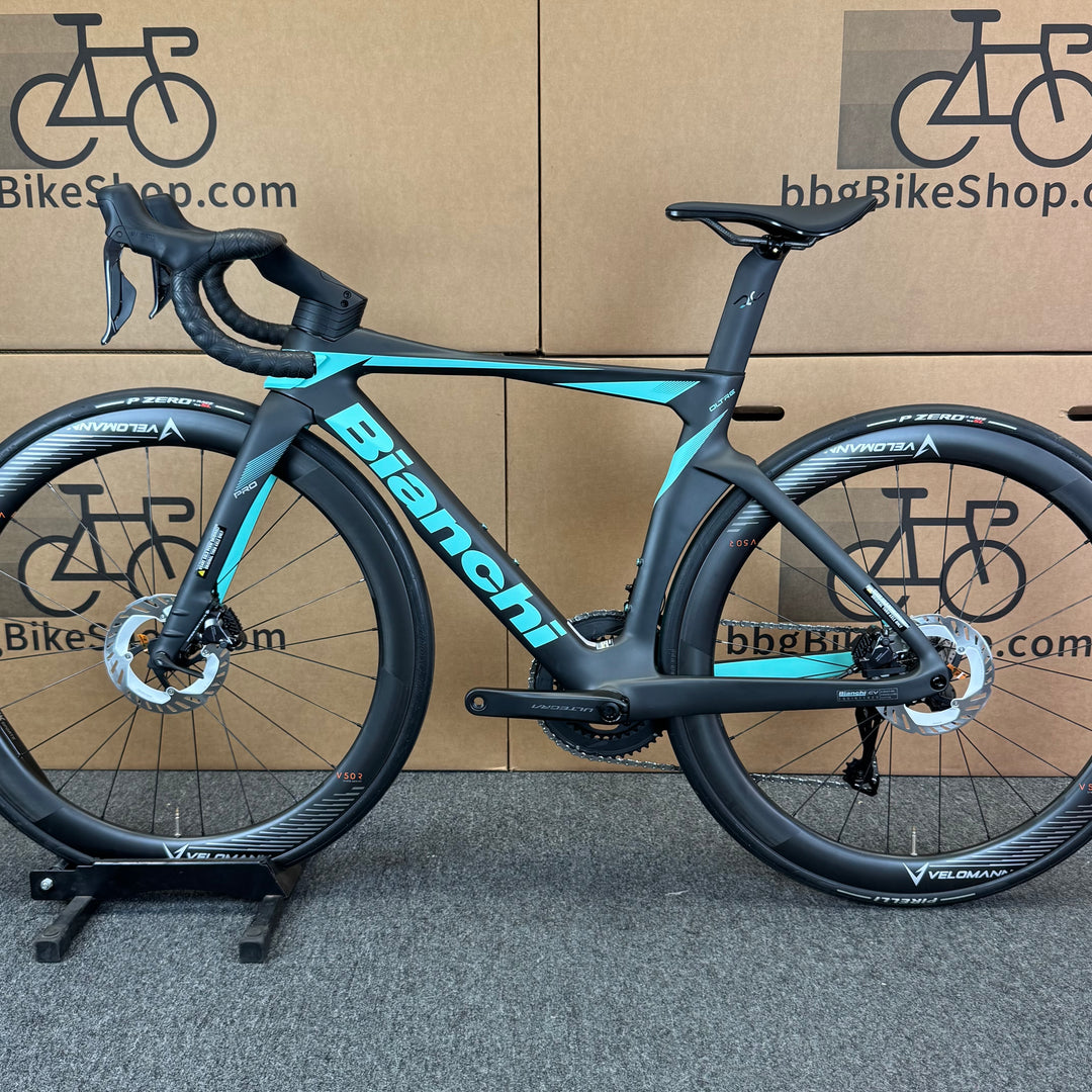 New Bianchi Oltre Pro, Ultegra Di2 12-Speed, Carbon Road Bike-2024, 47cm