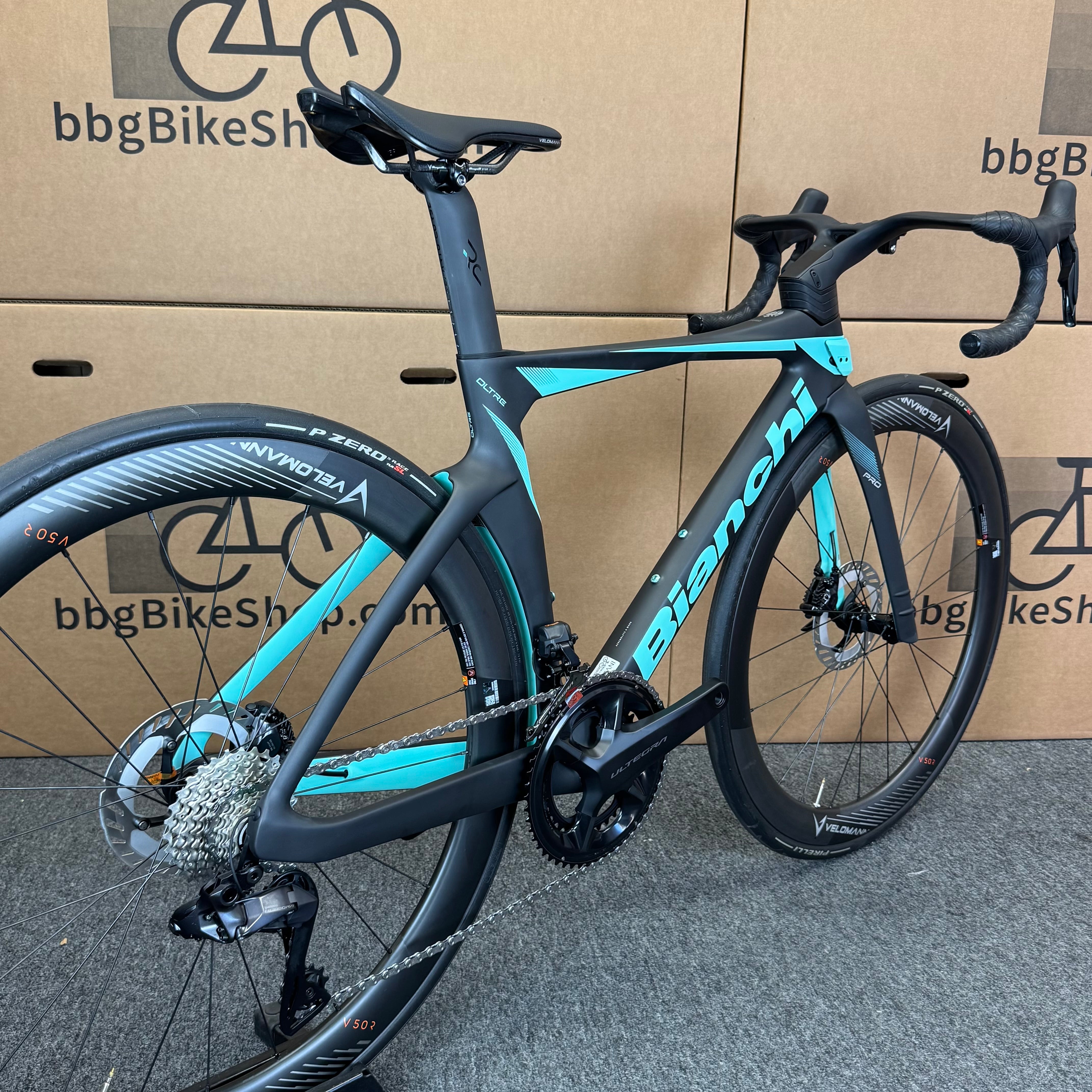 New Bianchi Oltre Pro, Ultegra Di2 12-Speed, Carbon Road Bike-2024