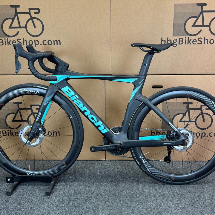 New Bianchi Oltre Pro, Ultegra Di2 12-Speed, Carbon Road Bike-2024, 50cm