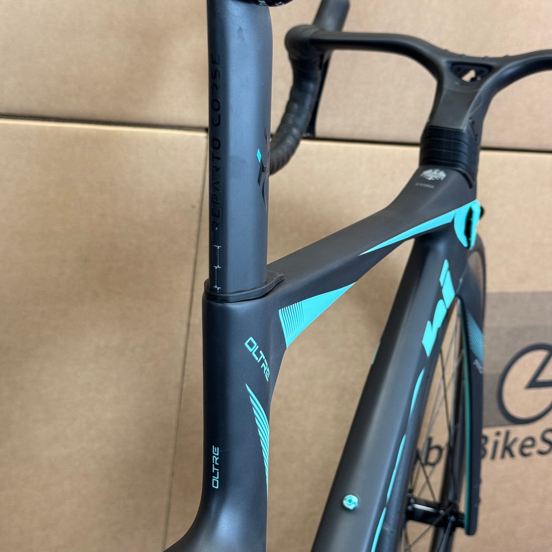 New Bianchi Oltre Pro, Ultegra Di2 12-Speed, Carbon Road Bike-2024, 50cm