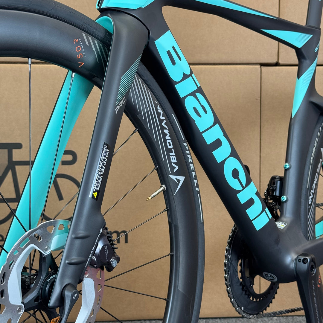 New Bianchi Oltre Pro, Ultegra Di2 12-Speed, Carbon Road Bike-2024, 50cm