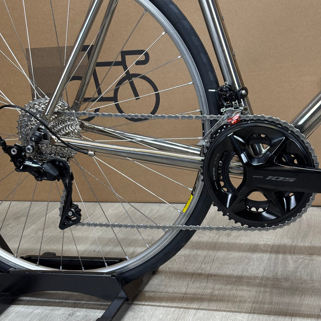 Used Mongoose Pro, 3Al/2.5V Titanium Road Bike, Shimano 105 11-Speed, 56cm