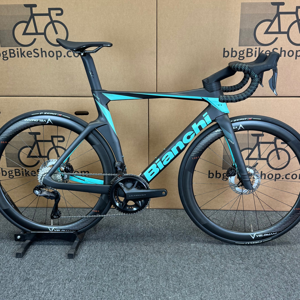 New Bianchi Oltre Pro, Ultegra Di2 12-Speed, Carbon Road Bike-2024