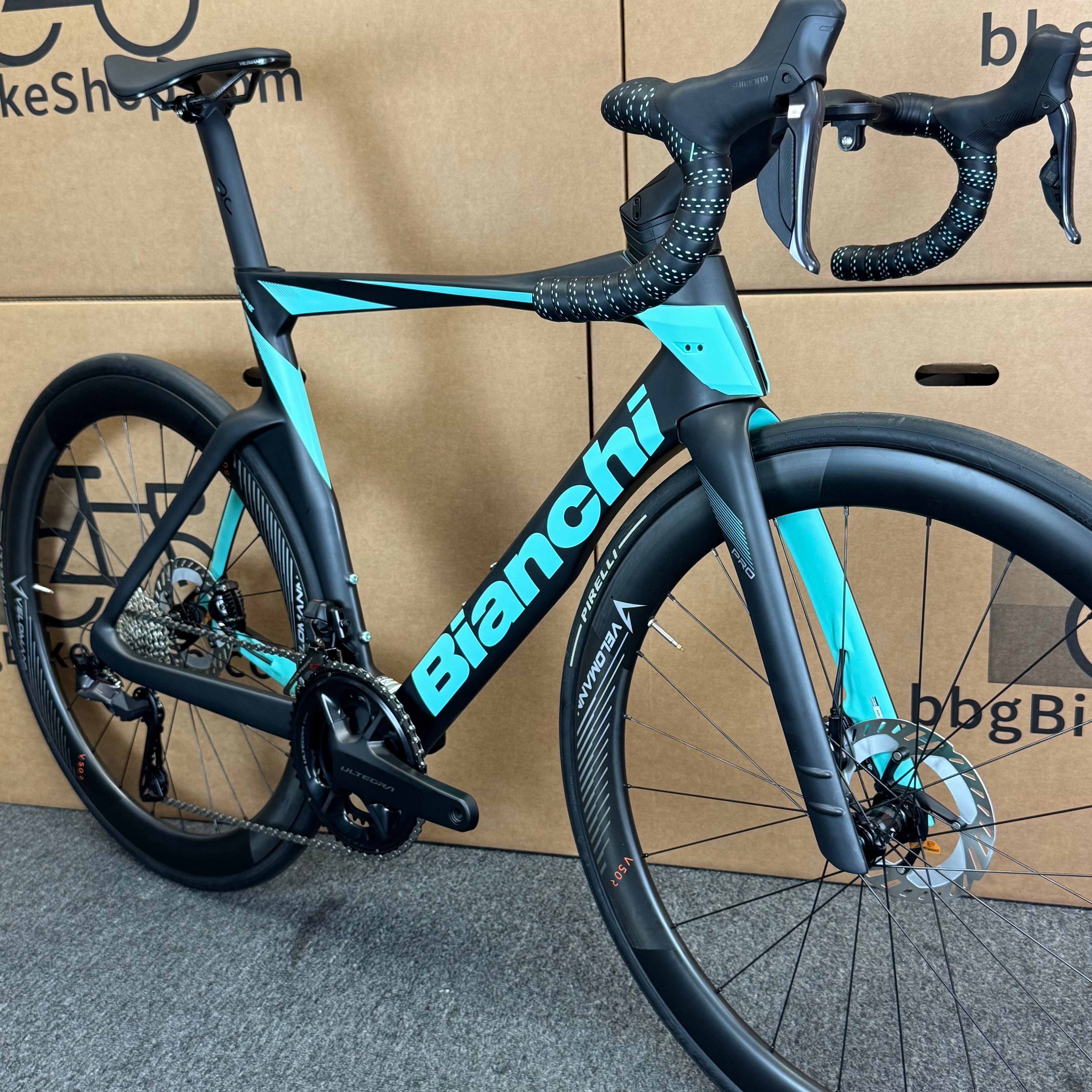New Bianchi Oltre Pro, Ultegra Di2 12-Speed, Carbon Road Bike-2024