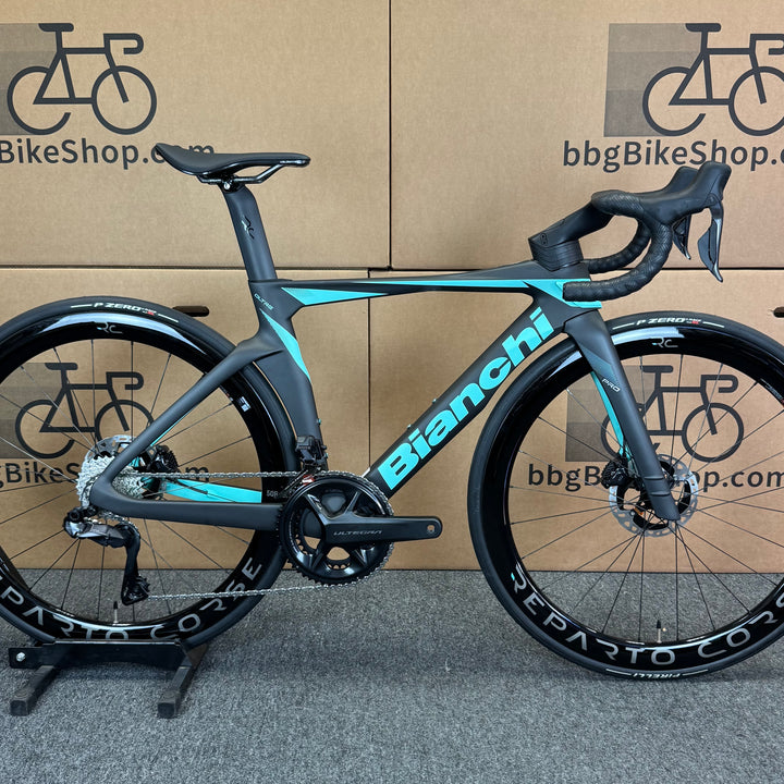 New Bianchi Oltre Pro, Ultegra Di2 12-Speed, Carbon Road Bike-2024, 47cm