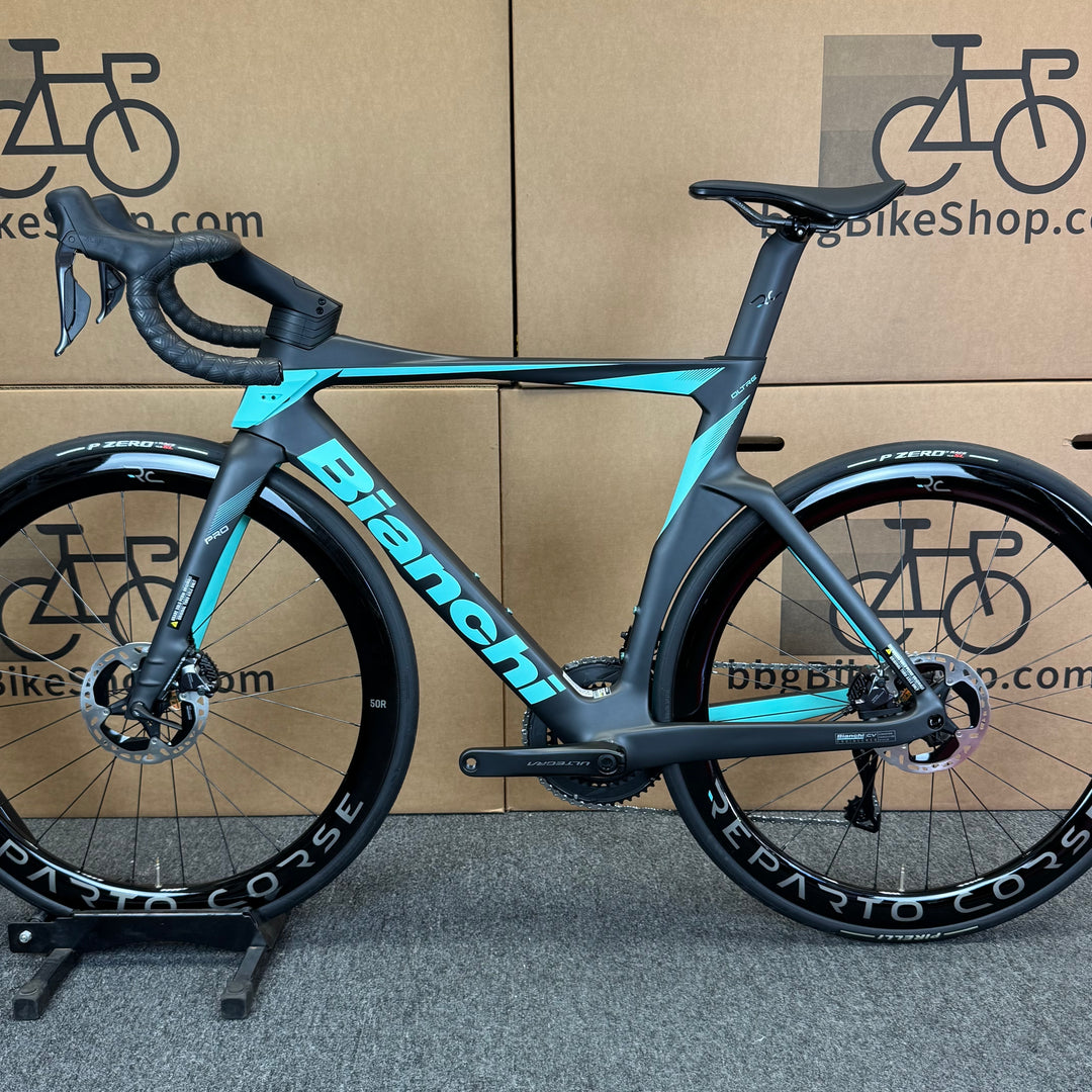 New Bianchi Oltre Pro, Ultegra Di2 12-Speed, Carbon Road Bike-2024, 55cm