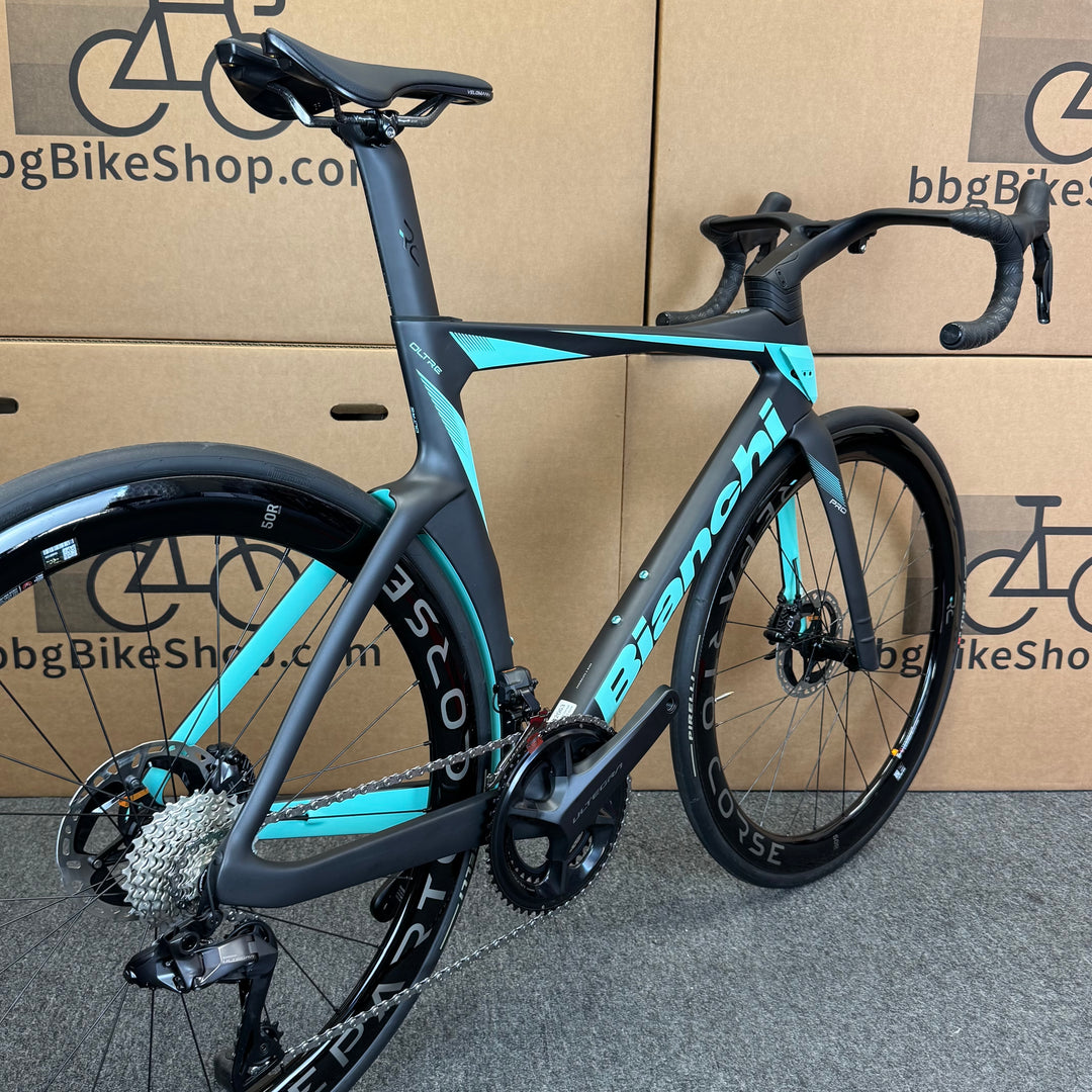New Bianchi Oltre Pro, Ultegra Di2 12-Speed, Carbon Road Bike-2024, 55cm