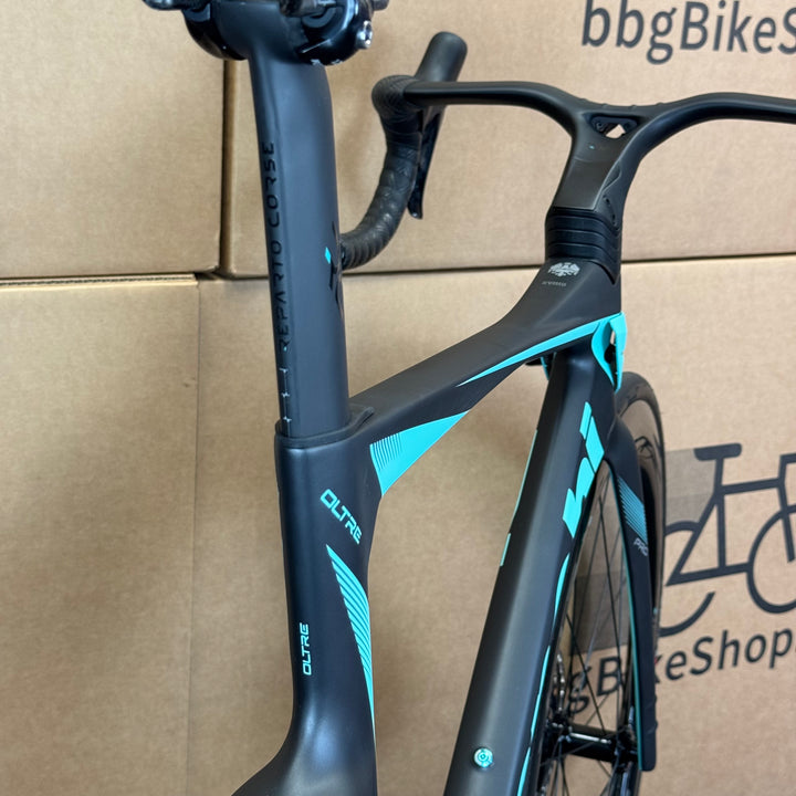 New Bianchi Oltre Pro, Ultegra Di2 12-Speed, Carbon Road Bike-2024, 55cm