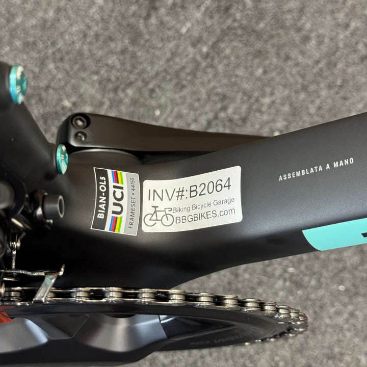 New Bianchi Oltre Pro, Ultegra Di2 12-Speed, Carbon Road Bike-2024, 50cm