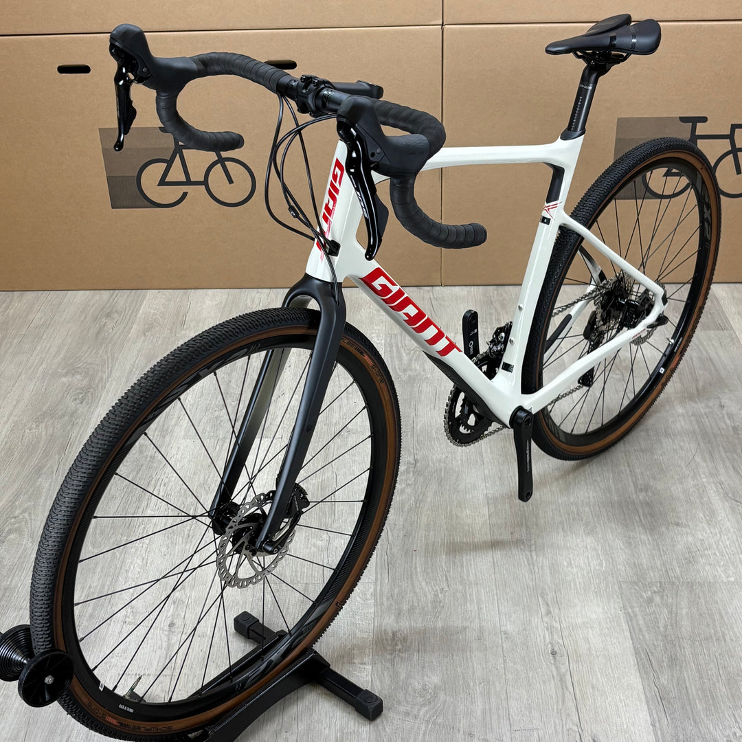 Used Giant Revolt Advanced 2, Carbon Gravel Bike, Shimano 105, 2020, XL 60cm