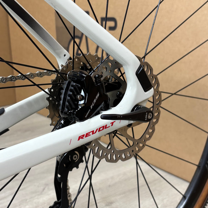 Used Giant Revolt Advanced 2, Carbon Gravel Bike, Shimano 105, 2020, XL 60cm