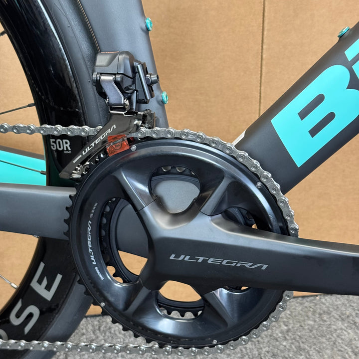New Bianchi Oltre Pro, Ultegra Di2 12-Speed, Carbon Road Bike-2024, 50cm