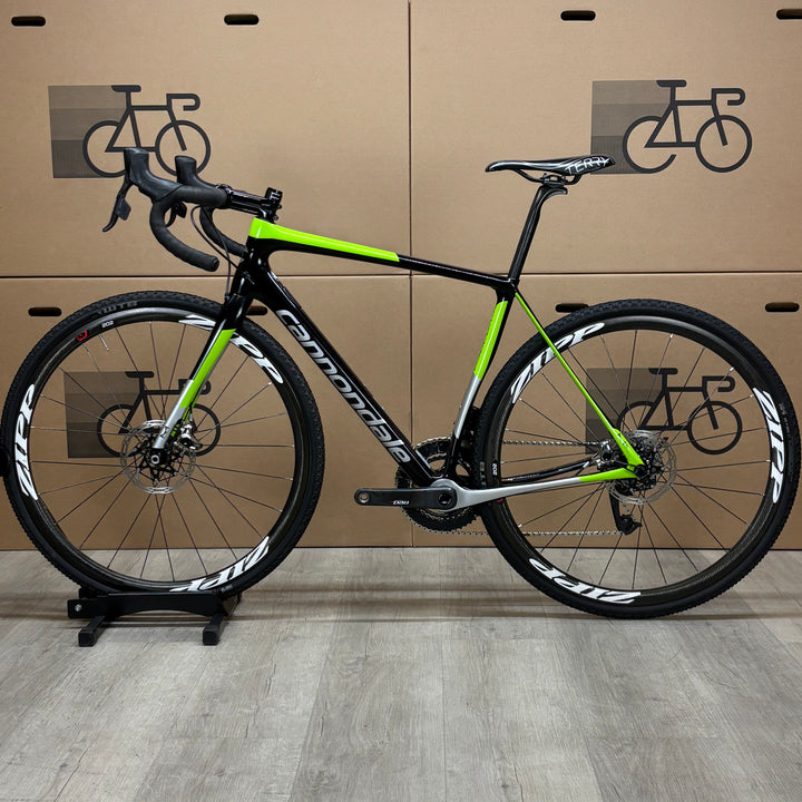 Used Cannondale Synapse Hi-MOD Disc Carbon Road Bike SRAM Red eTap Zipp 202 54cm