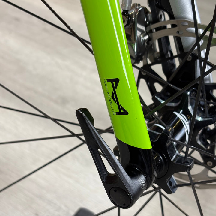 Used Cannondale Synapse Hi-MOD Disc Carbon Road Bike SRAM Red eTap Zipp 202 54cm