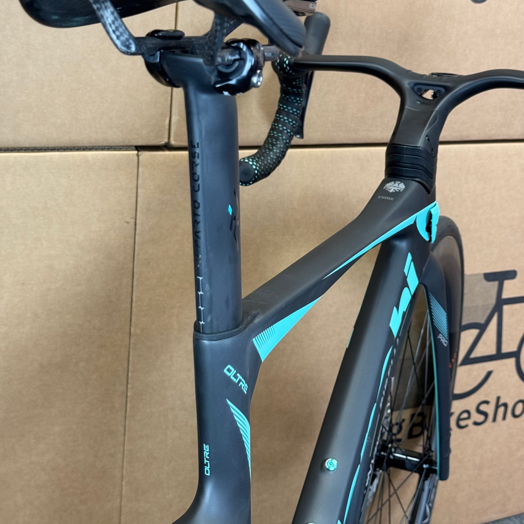 New Bianchi Oltre Pro, Ultegra Di2 12-Speed, Carbon Road Bike-2024, 50cm