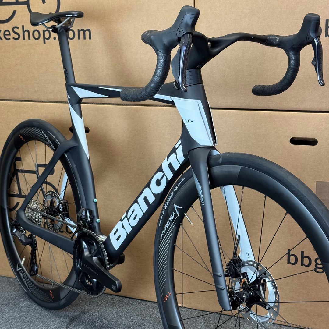 New Bianchi Oltre Pro, Ultegra Di2 12-Speed, Carbon Road Bike-2024, 59cm