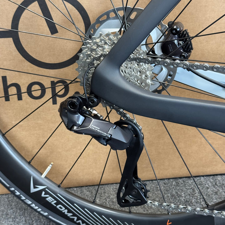 New Bianchi Oltre Pro, Ultegra Di2 12-Speed, Carbon Road Bike-2024, 59cm