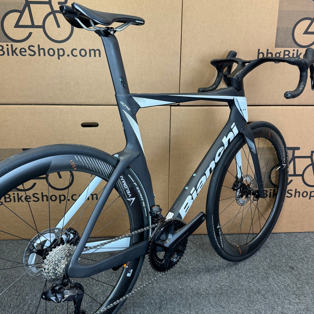 New Bianchi Oltre Pro, Ultegra Di2 12-Speed, Carbon Road Bike-2024, 59cm