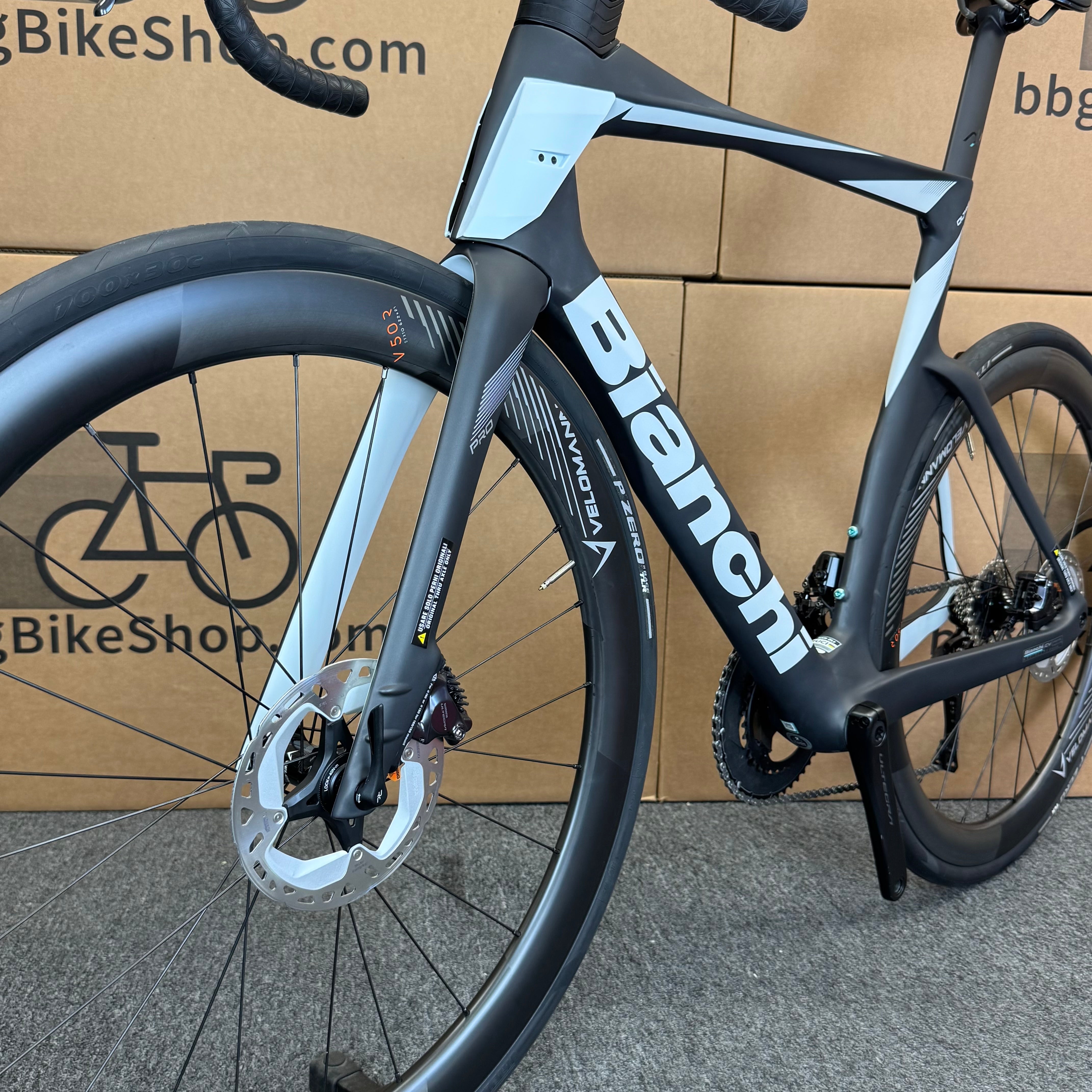 New Bianchi Oltre Pro, Ultegra Di2 12-Speed, Carbon Road