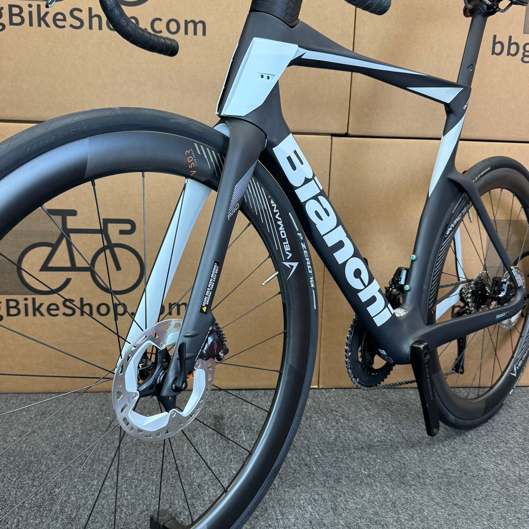 New Bianchi Oltre Pro, Ultegra Di2 12-Speed, Carbon Road Bike-2024, 59cm