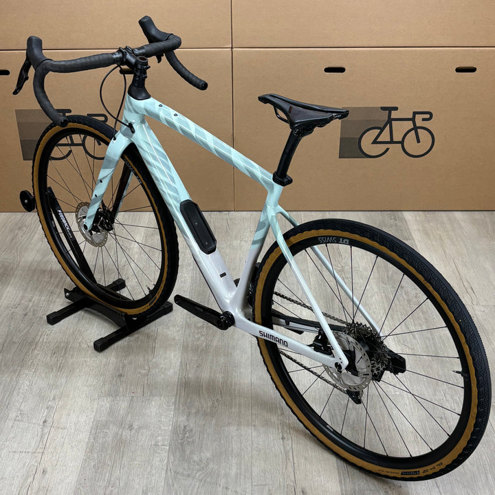 Used Specialized Diverge, Carbon Gravel Bike, SRAM Rival AXS, 56cm