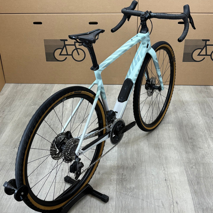 Used Specialized Diverge, Carbon Gravel Bike, SRAM Rival AXS, 56cm