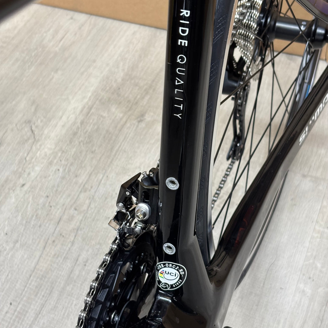 Used Orbea Orca, Carbon Road Bike New Shimano 105 11-Speed, 52cm