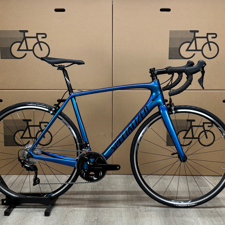 Used Specialized Tarmac, Carbon Road Bike, Shimano 105 11-Speed, 2017, 56cm