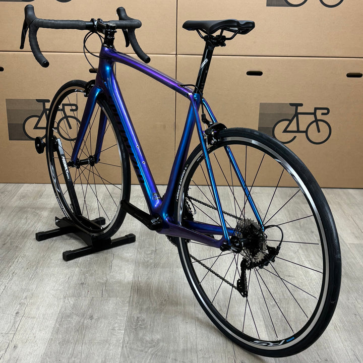 Used Specialized Tarmac, Carbon Road Bike, Shimano 105 11-Speed, 2017, 56cm