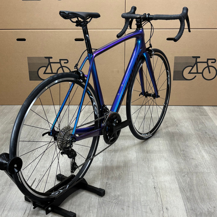 Used Specialized Tarmac, Carbon Road Bike, Shimano 105 11-Speed, 2017, 56cm