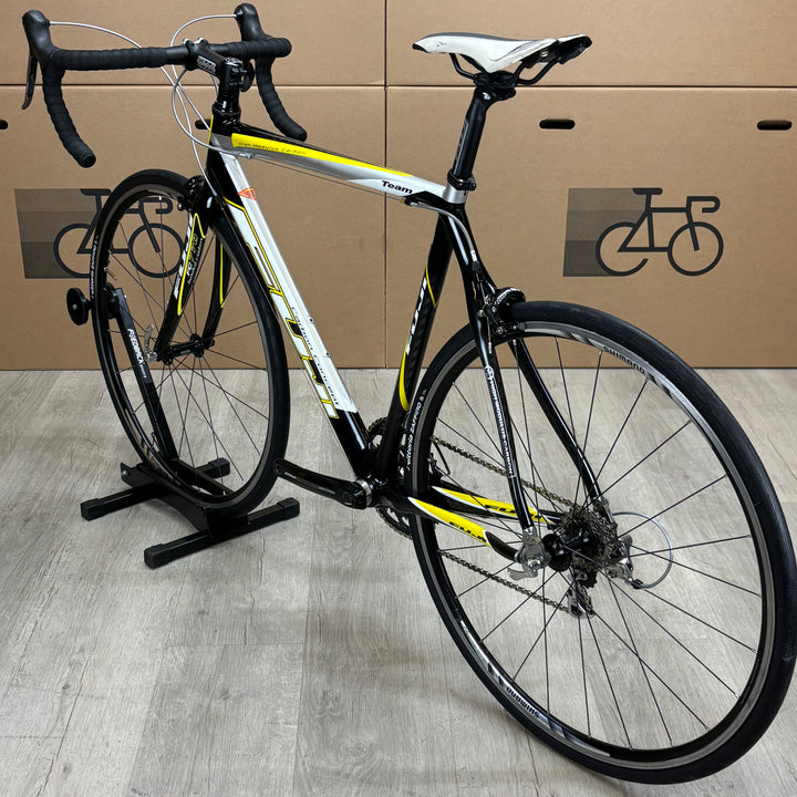 Used Fuji Team, Carbon Fiber Road Bike, 56cm