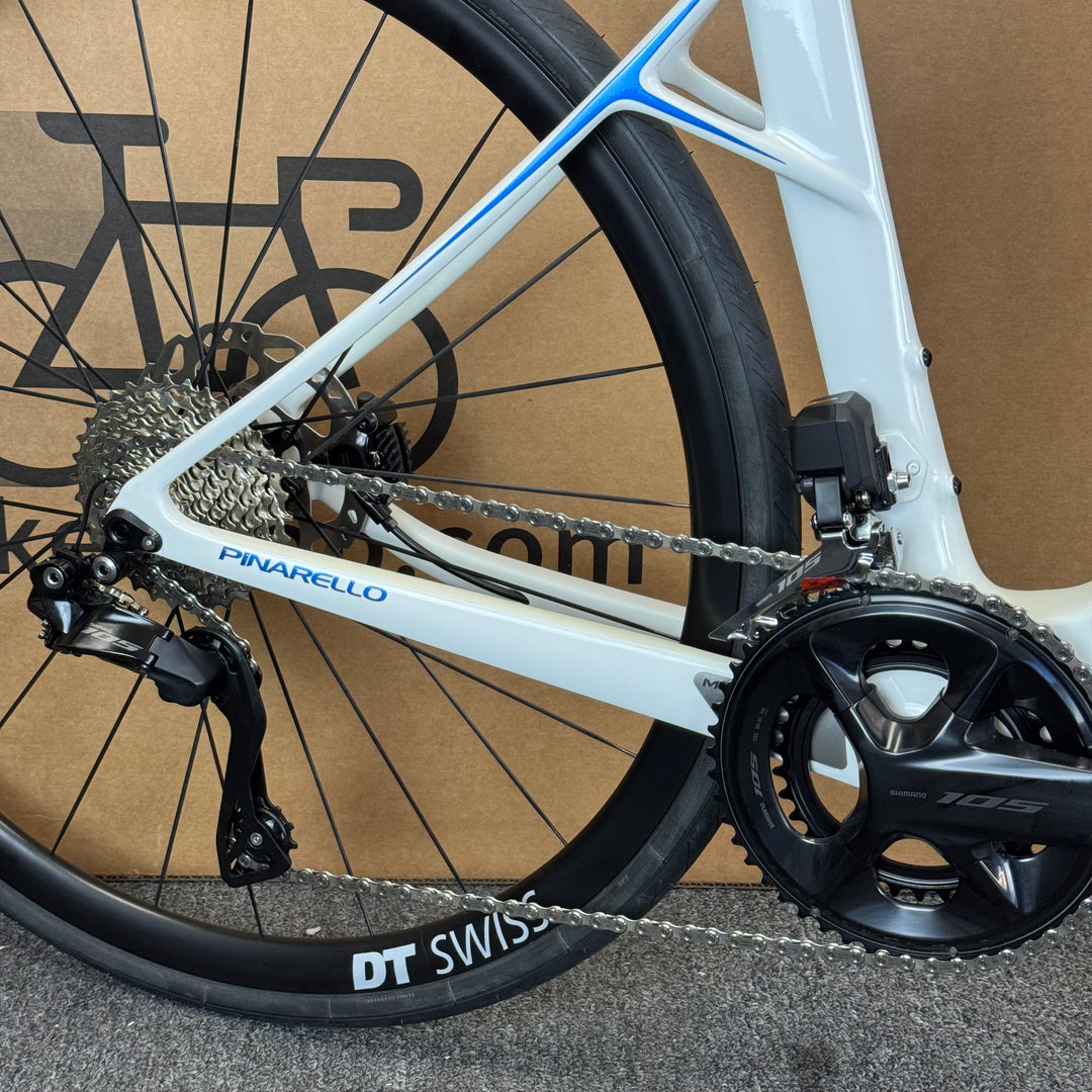Demo Pinarello X5, 12-speed 105 Di2, Carbon Endurance Road Bike-2025, 49 (52cm)