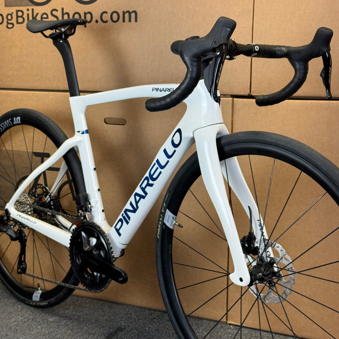 Demo Pinarello F5, 12-speed 105 Di2, Carbon Race Road Bike-2025, 51.5 (54cm)