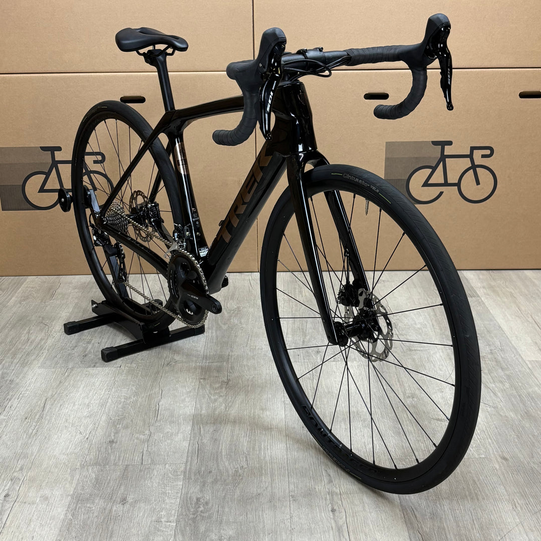 Used Trek Domane SL 5, Carbon Fiber Road Bike, Shimano 105 Disc, 52cm