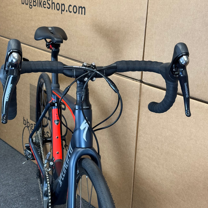 Used Specialized Roubaix, 11-speed Ultegra, Carbon Road Bike-2018, 52cm