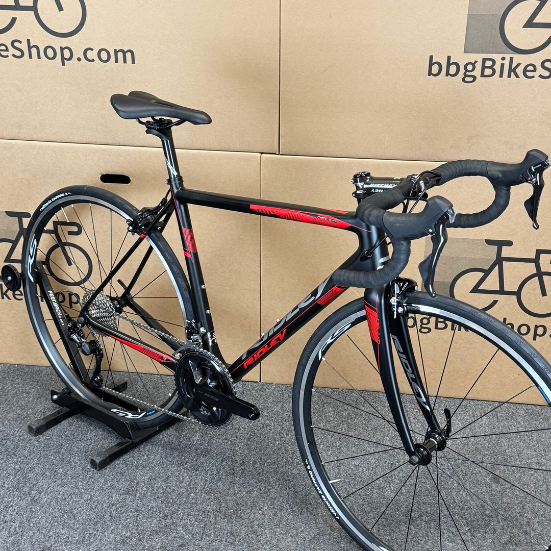 Used Ridley Helium, 11-speed Shimano 105, Carbon Fiber Road Bike-2015, 54cm (