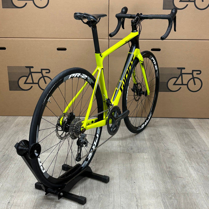 Used Giant Defy Advanced 2, Shimano Ultegra, Carbon Disc Road Bike, Medium
