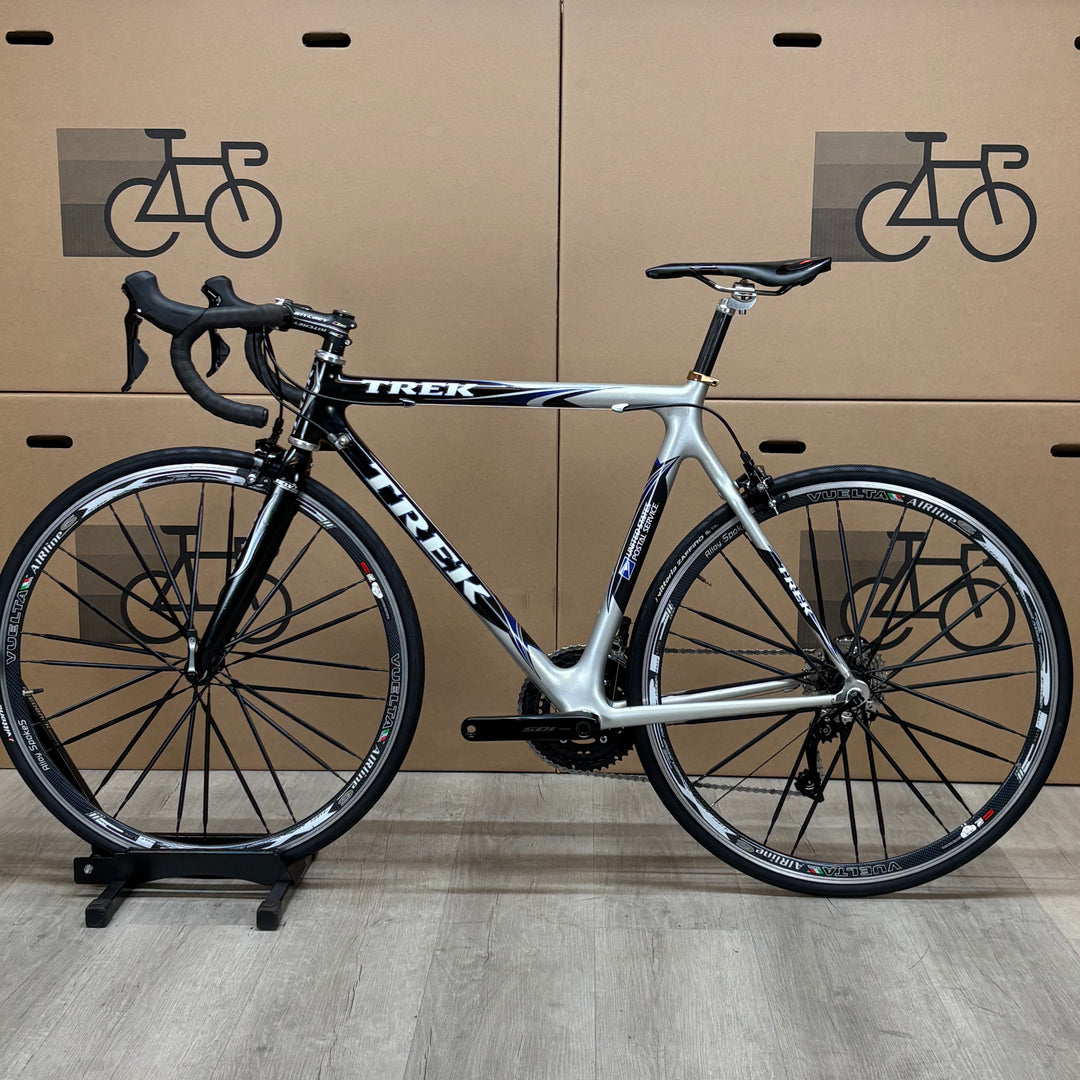 Used Trek 5200 USPS, 11-speed Shimano 105, Carbon Fiber Road Bike-2003, 56cm