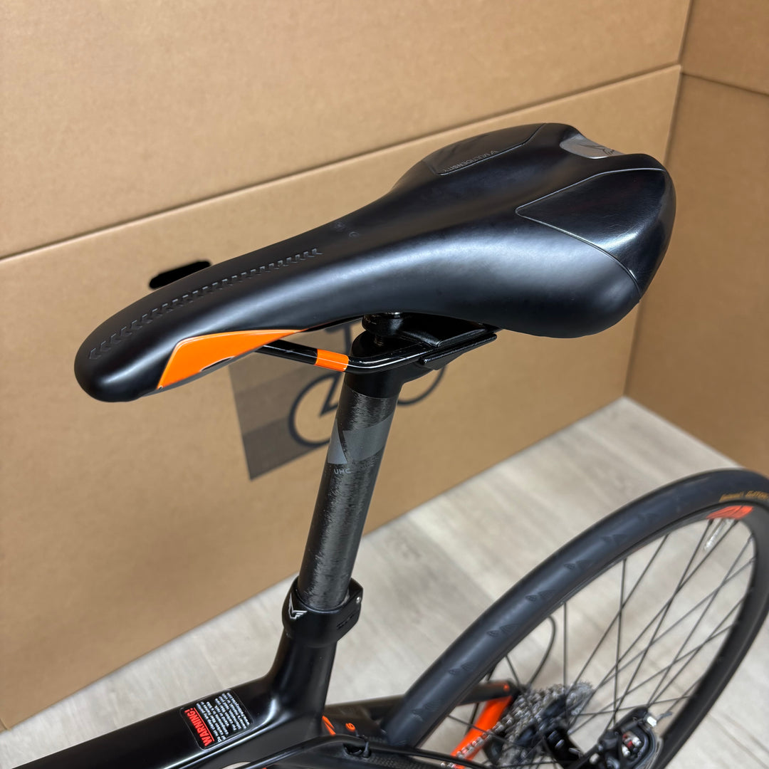 Used Felt Z6 Disc, Carbon Fiber Road Bike, Shimano Tiagra, 56cm